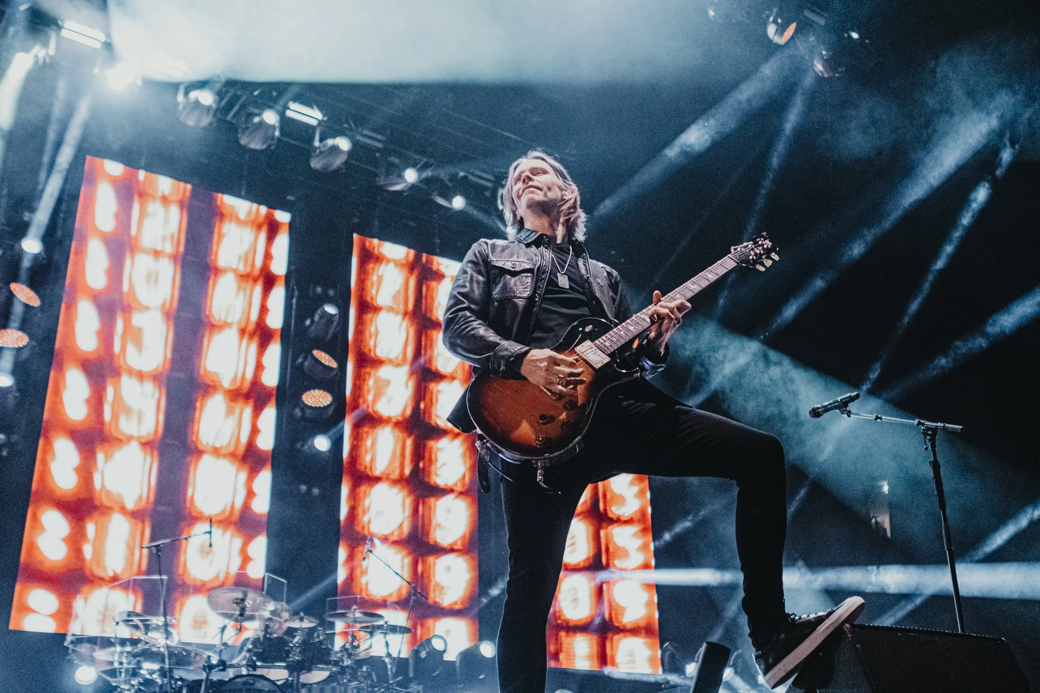 Alter Bridge in concert
